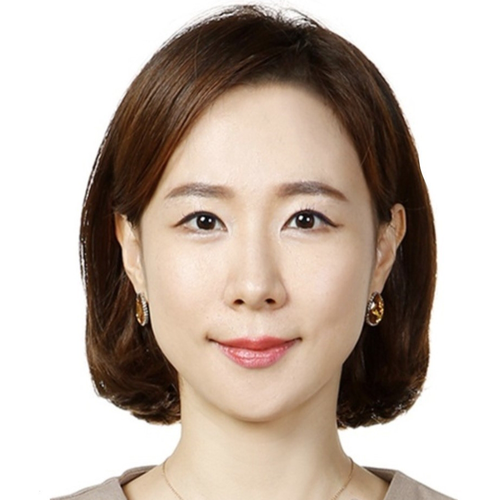 Ms. Ji Suk Kim (Prosecutor at Seoul central Prosecutor's office)